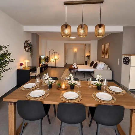 Inviting With Parking And Scenic View Appartement *