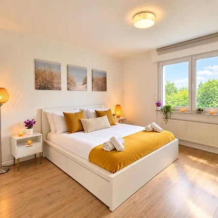 Inviting With Parking And Scenic View Appartement *
